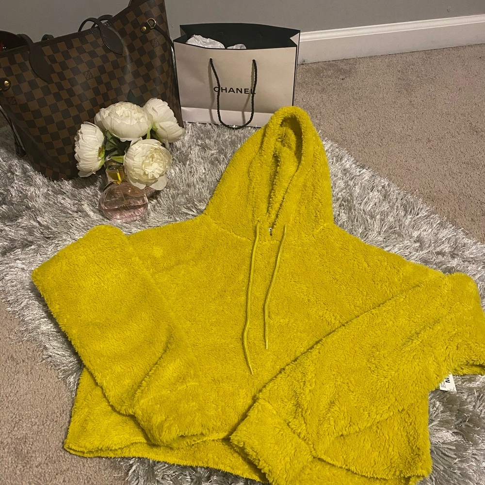 Plush bright yellow crop top